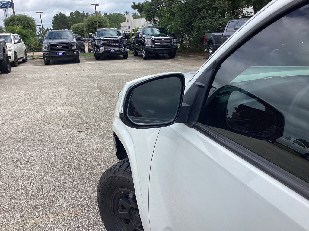 2023 Toyota Tacoma SR V6