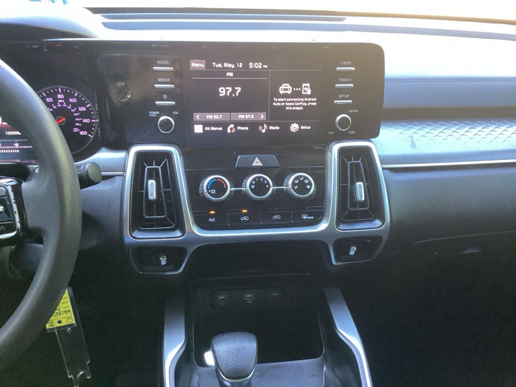 2022 Kia Sorento LX