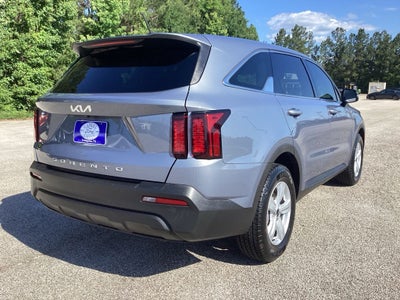 2022 Kia Sorento LX