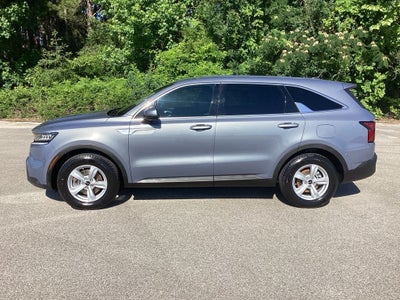 2022 Kia Sorento LX