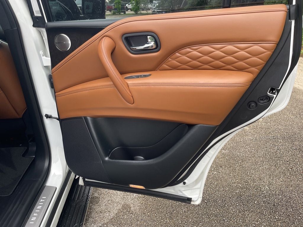 2024 INFINITI QX80 Sensory