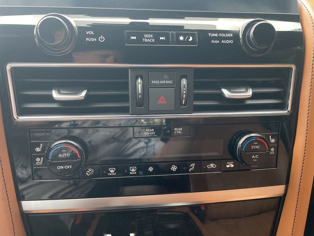2024 INFINITI QX80 Sensory