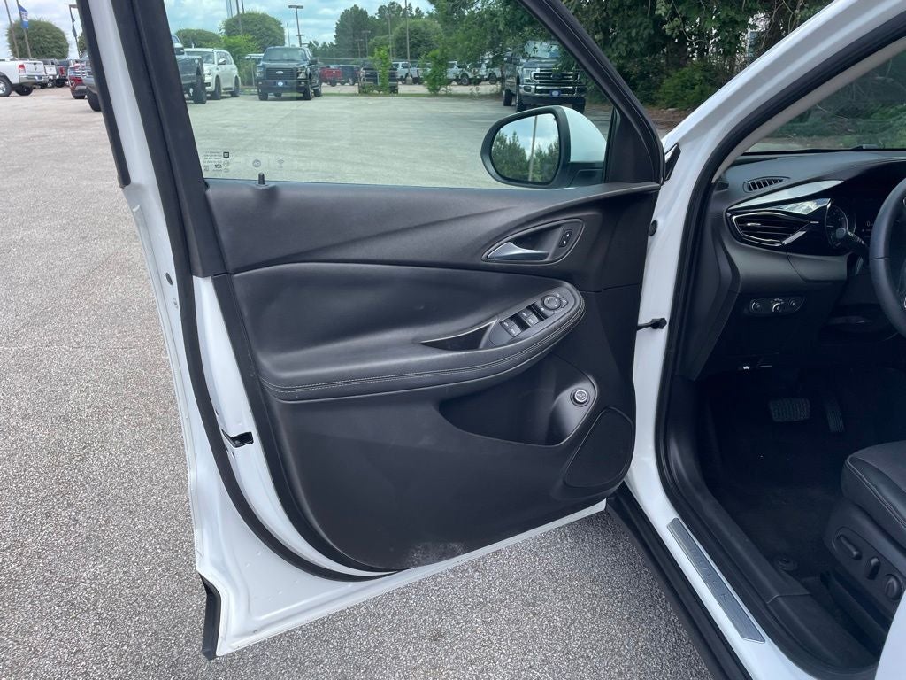 2022 Buick Encore GX Select