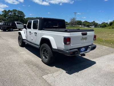 2022 Jeep Gladiator Overland