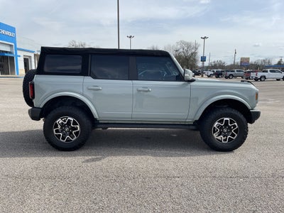 2023 Ford Bronco Outer Banks