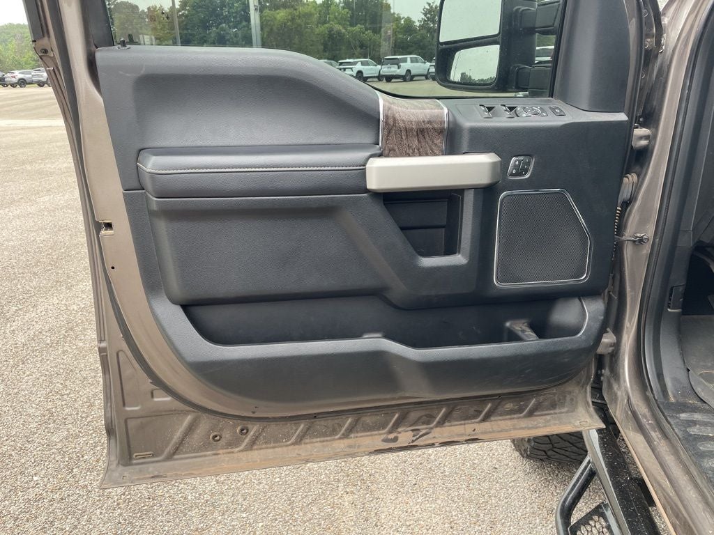 2019 Ford F-250SD Lariat