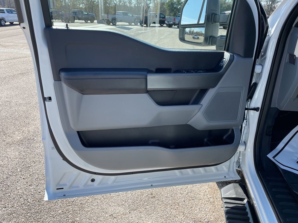 2025 Ford F-350SD XLT