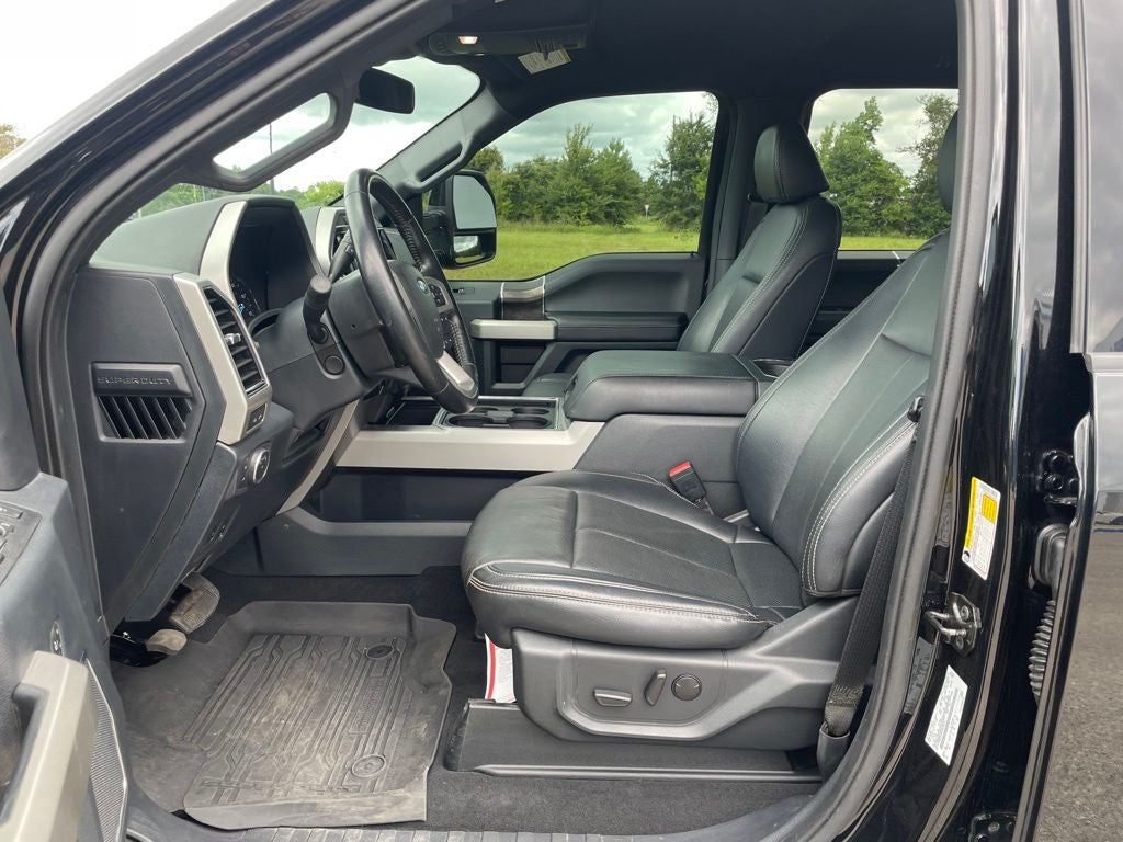 2022 Ford F-350SD Lariat DRW