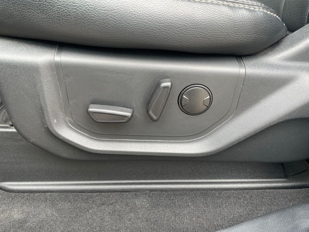 2022 Ford F-350SD Lariat DRW