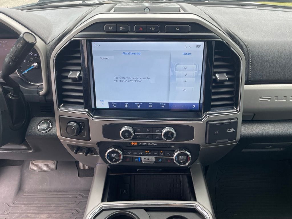 2022 Ford F-350SD Lariat DRW
