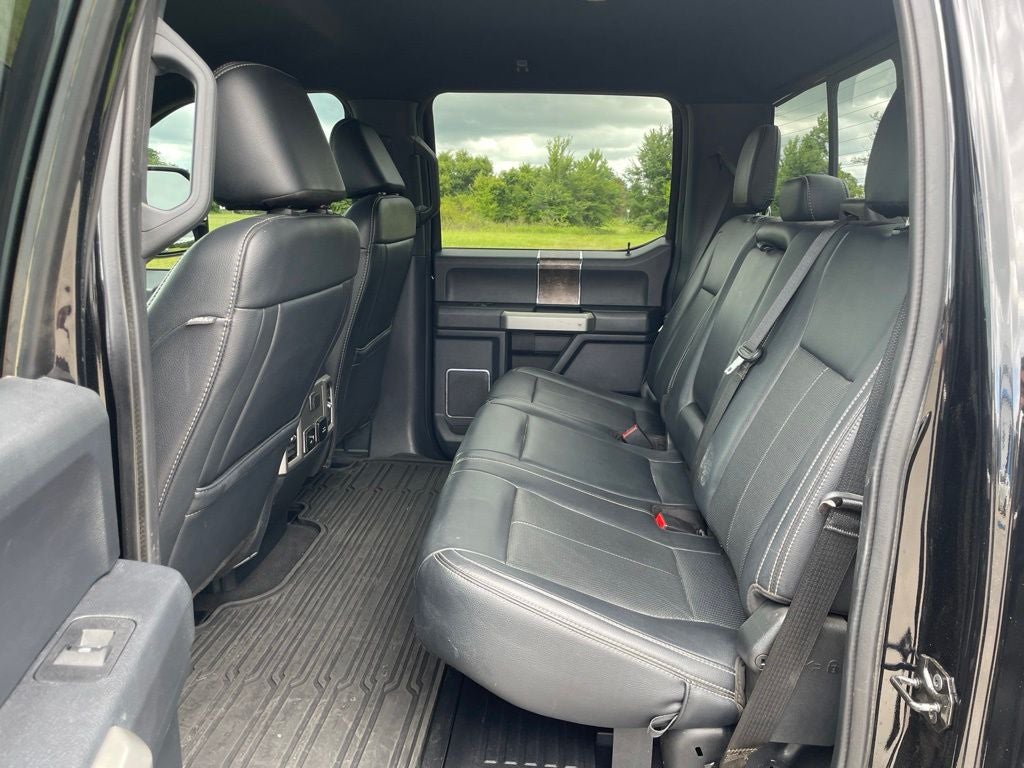 2022 Ford F-350SD Lariat DRW