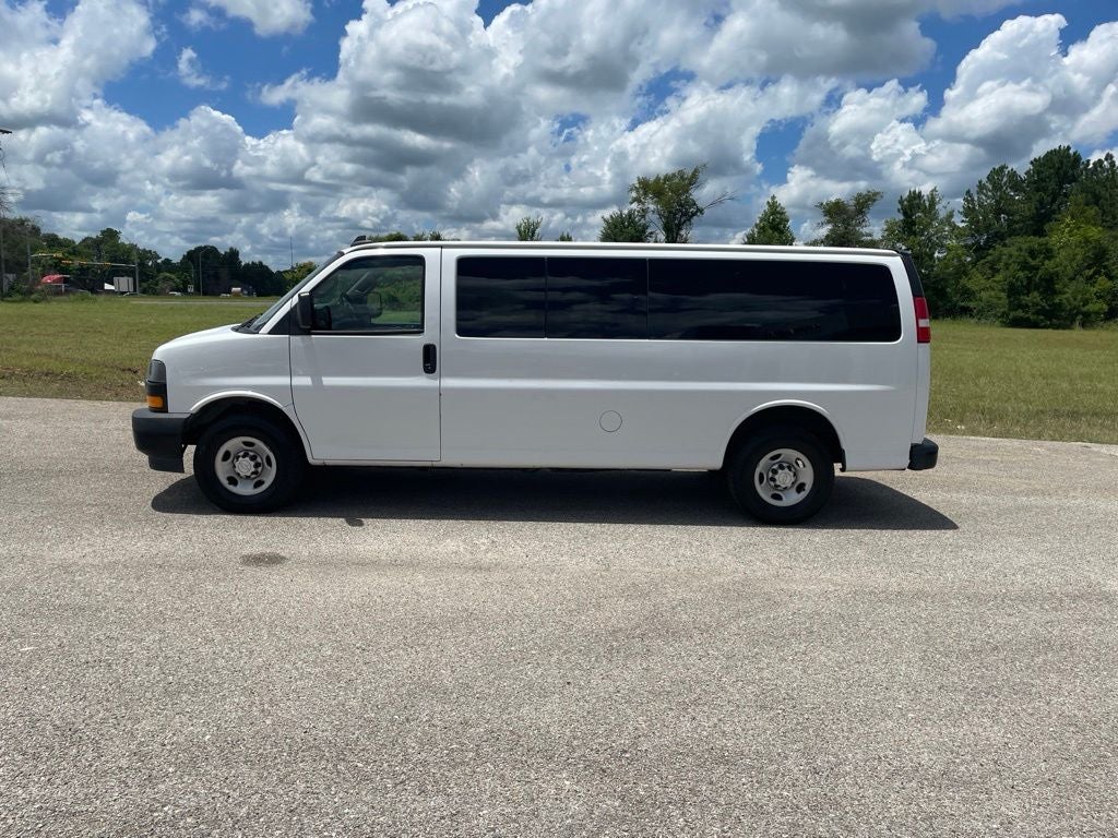 2020 Chevrolet Express 3500 LS Passenger