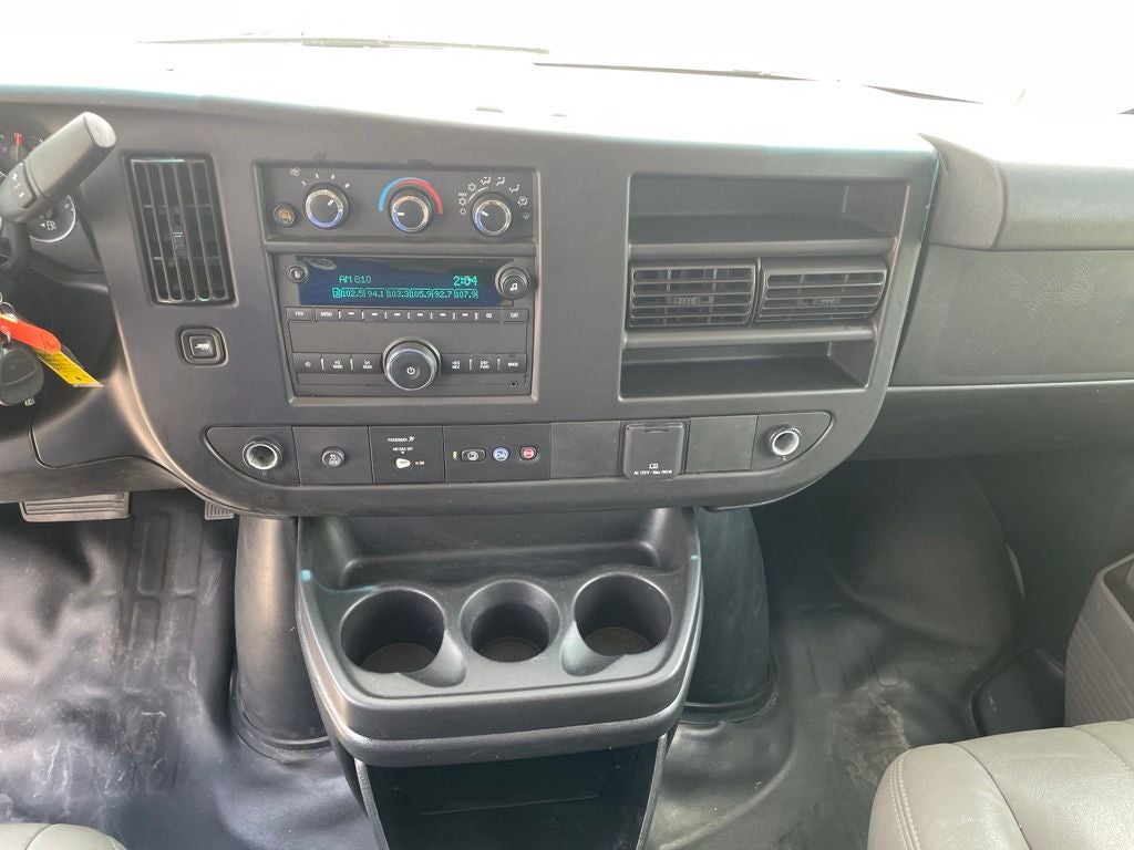 2020 Chevrolet Express 3500 LS Passenger