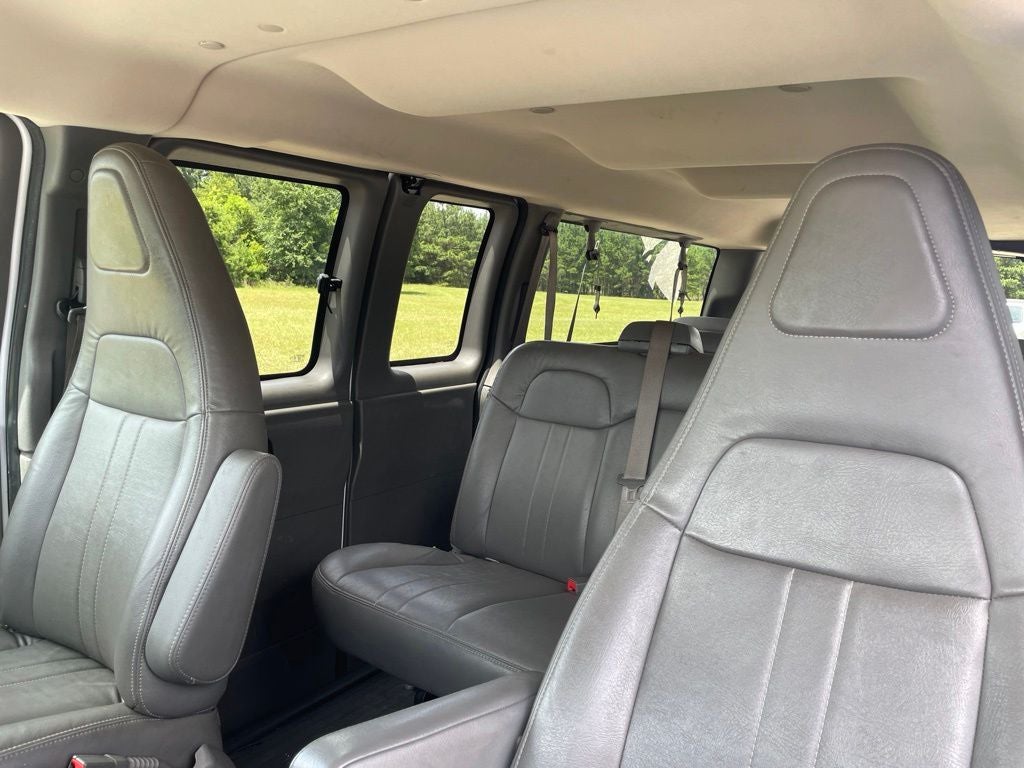 2020 Chevrolet Express 3500 LS Passenger