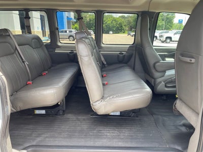 2020 Chevrolet Express 3500 LS Passenger