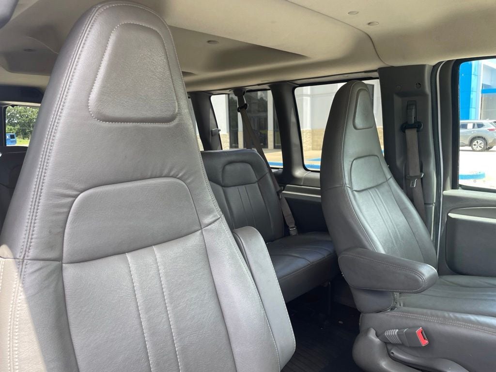 2020 Chevrolet Express 3500 LS Passenger