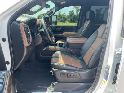 2022 Chevrolet Silverado 3500HD High Country