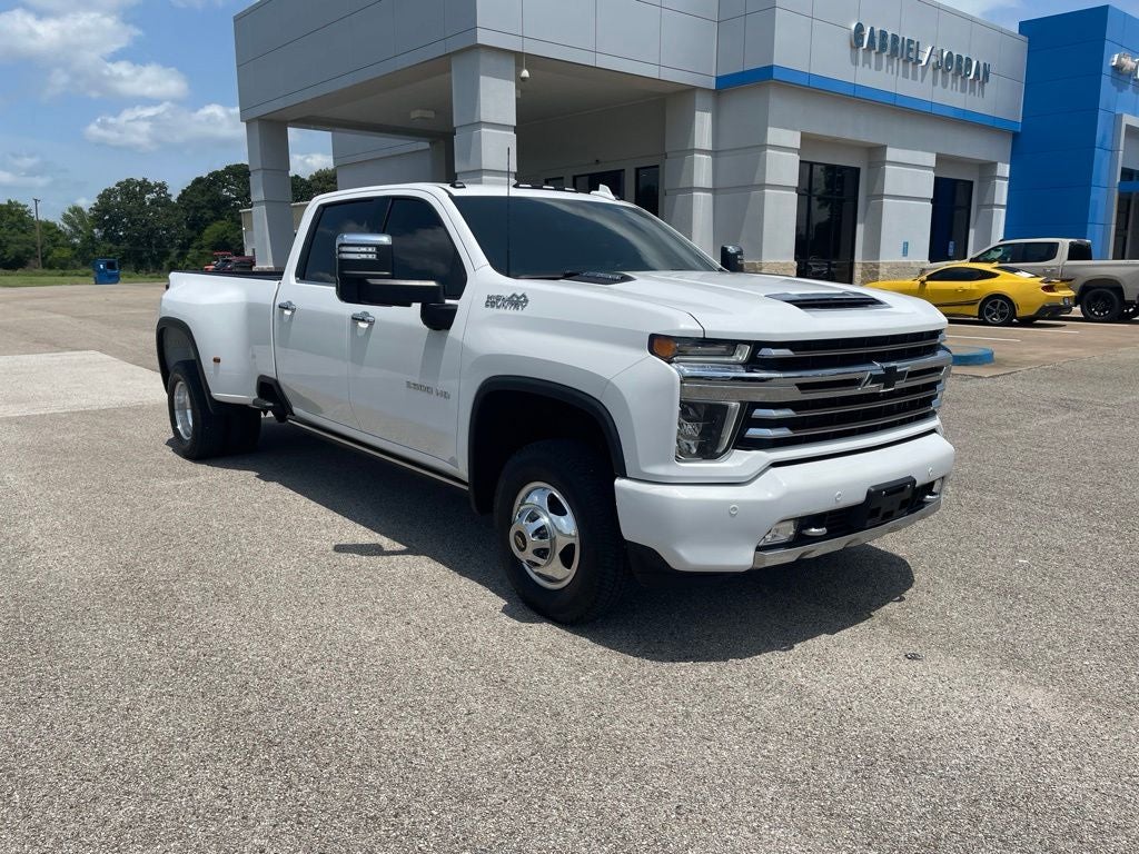 2022 Chevrolet Silverado 3500HD High Country