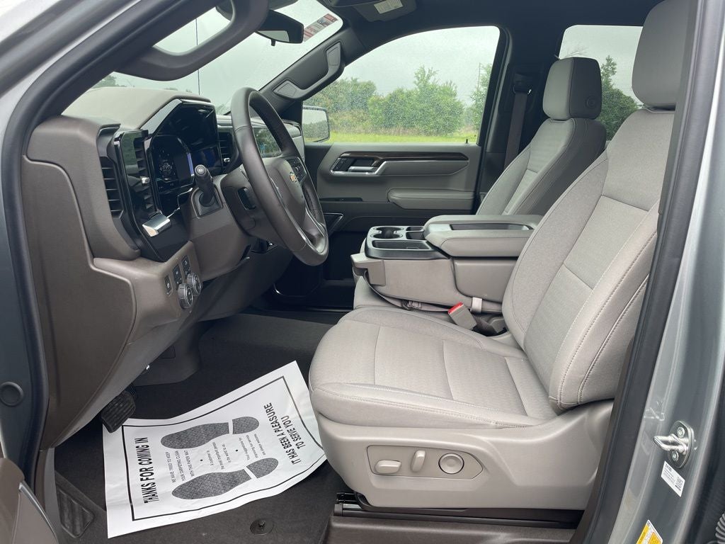 2024 Chevrolet Silverado 1500 LT LT1