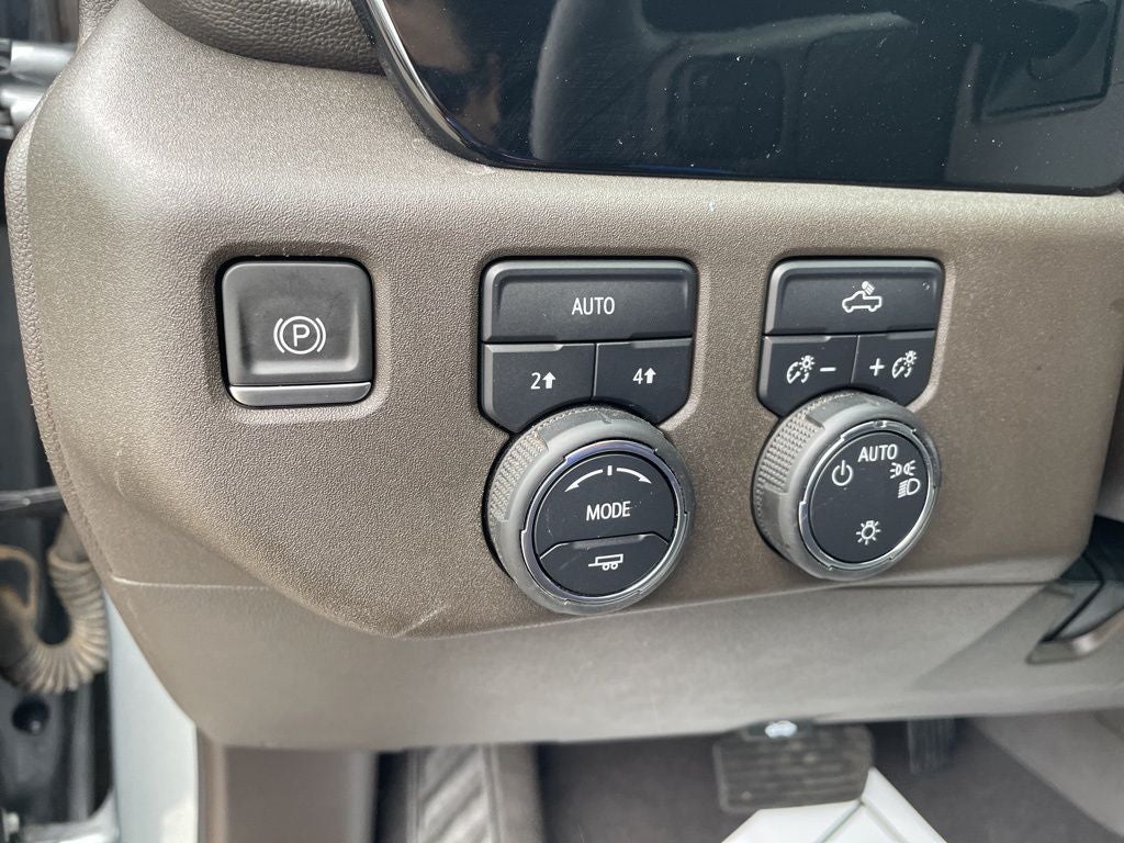 2024 Chevrolet Silverado 1500 LT LT1