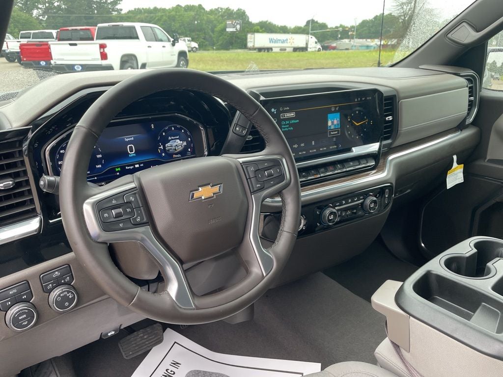 2024 Chevrolet Silverado 1500 LT LT1