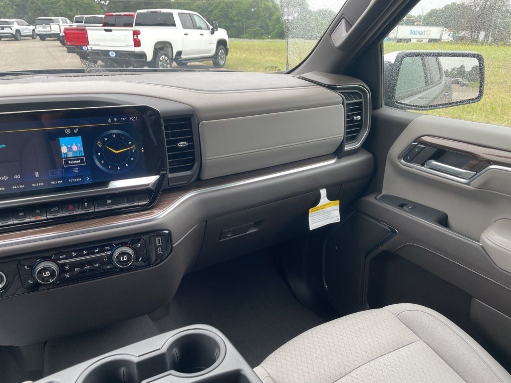 2024 Chevrolet Silverado 1500 LT LT1
