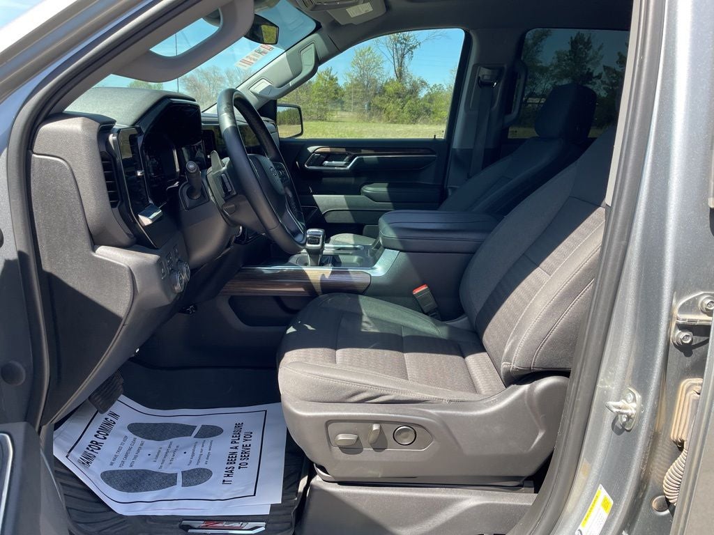 2023 Chevrolet Silverado 1500 RST
