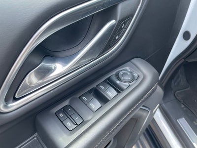 2024 GMC Yukon XL SLT