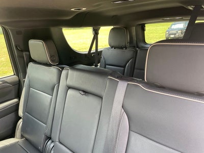2024 GMC Yukon XL SLT