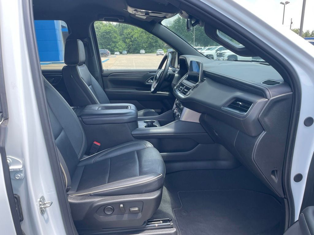 2024 GMC Yukon XL SLT