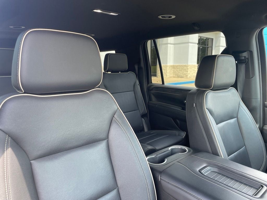 2024 GMC Yukon XL SLT