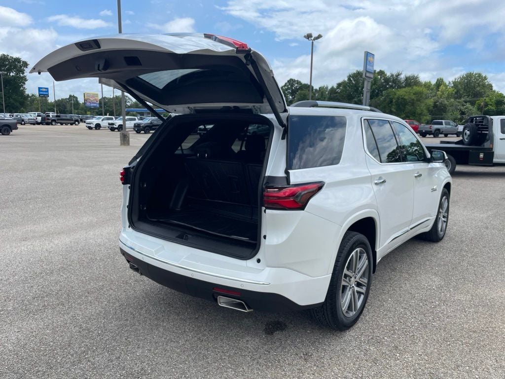 2023 Chevrolet Traverse High Country