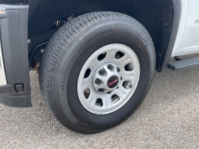 2024 GMC Sierra 2500HD Pro