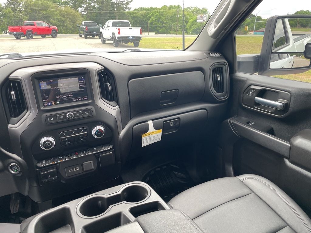 2024 GMC Sierra 2500HD Pro