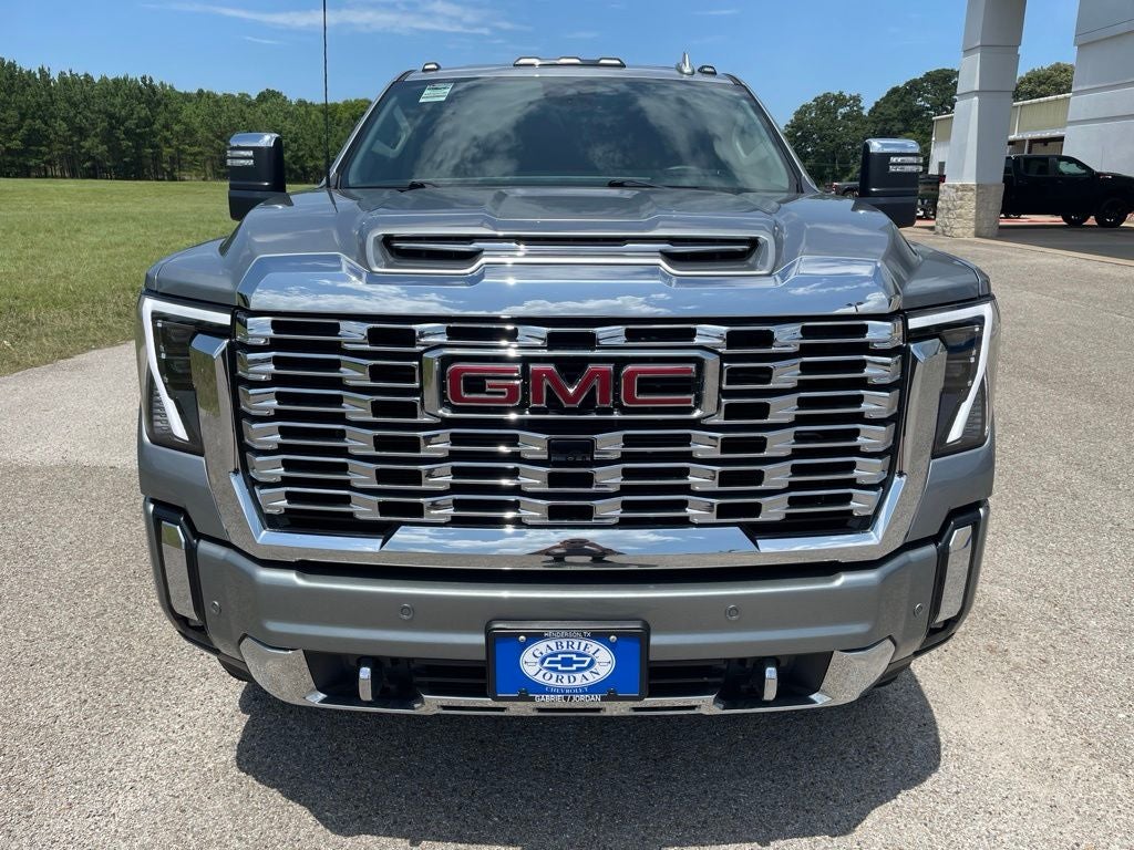 2025 GMC Sierra 2500HD Denali