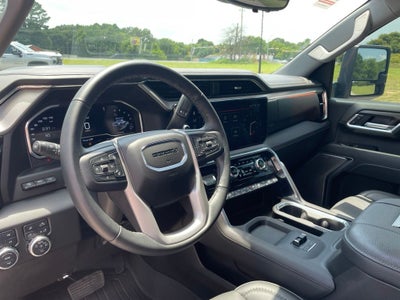 2025 GMC Sierra 2500HD Denali