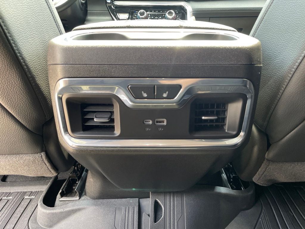 2025 GMC Sierra 2500HD Denali