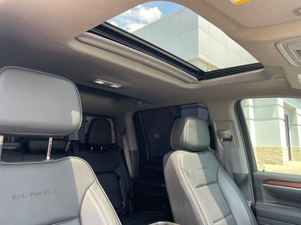 2025 GMC Sierra 2500HD Denali