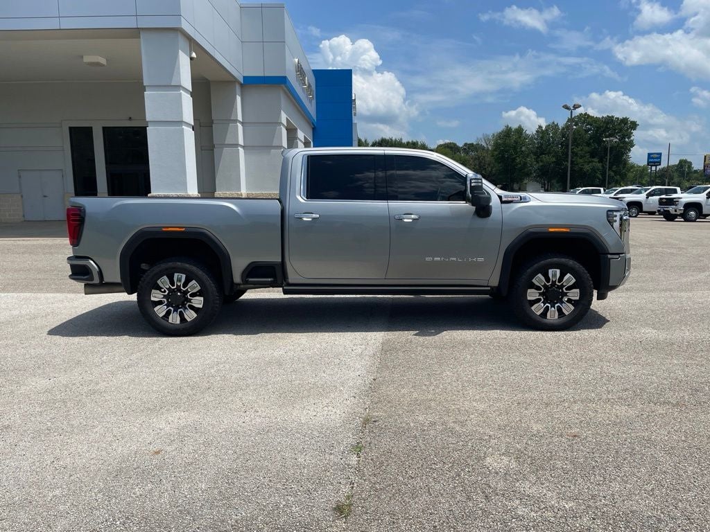 2025 GMC Sierra 2500HD Denali