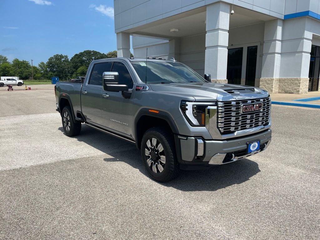 2025 GMC Sierra 2500HD Denali
