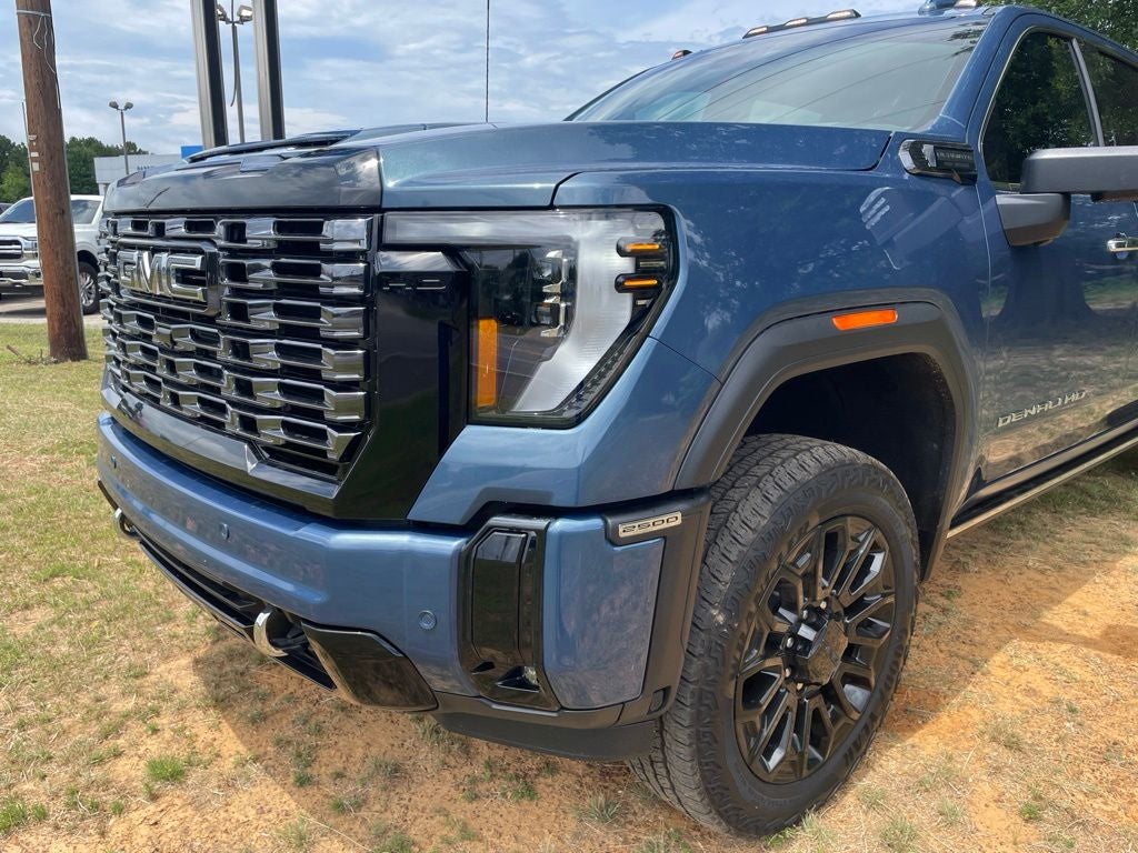 2025 GMC Sierra 2500HD Denali Ultimate