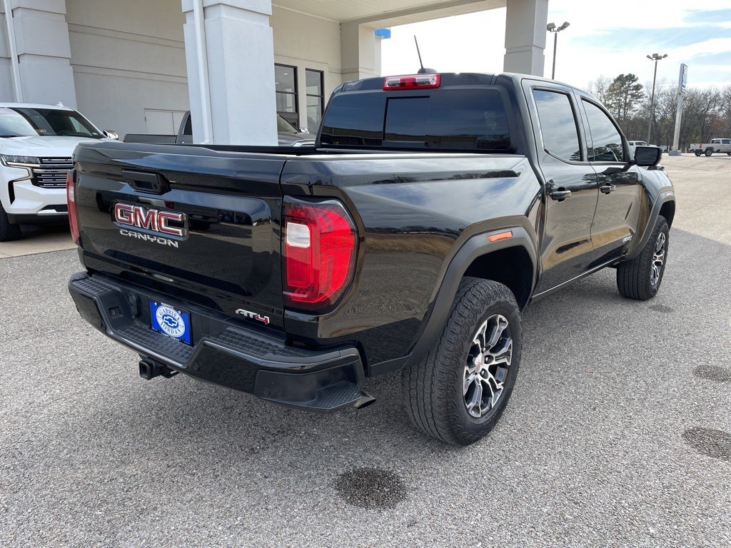 2025 GMC Canyon AT4