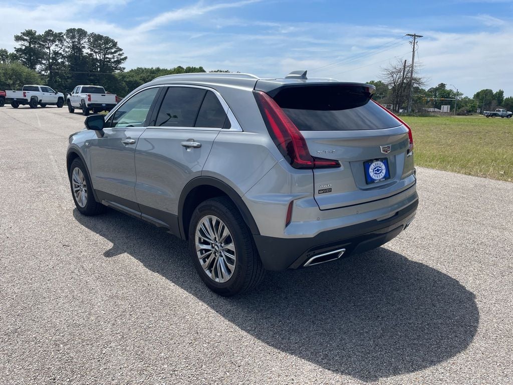 2025 Cadillac XT4 Premium Luxury