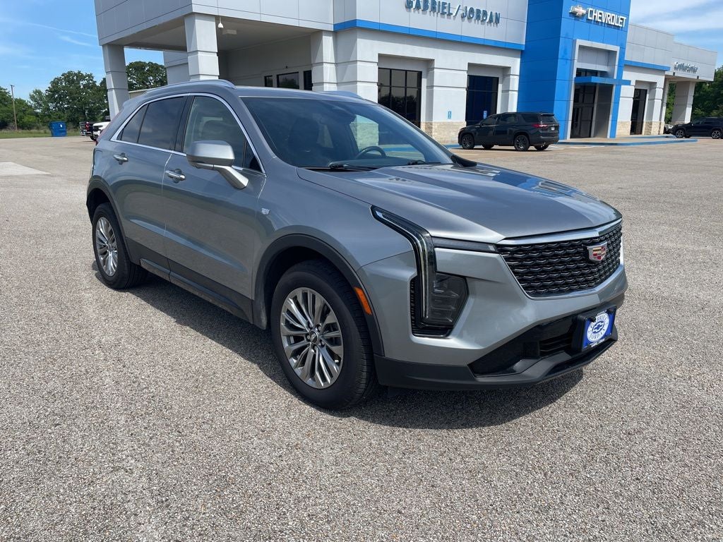 2025 Cadillac XT4 Premium Luxury