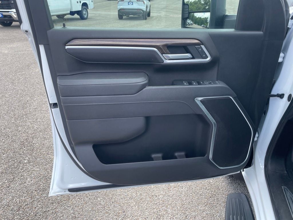 2025 Chevrolet Silverado 2500HD LT