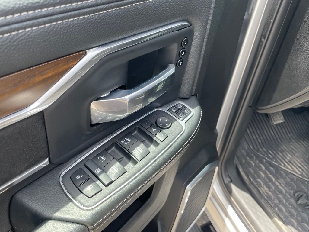 2024 RAM 3500 Laramie