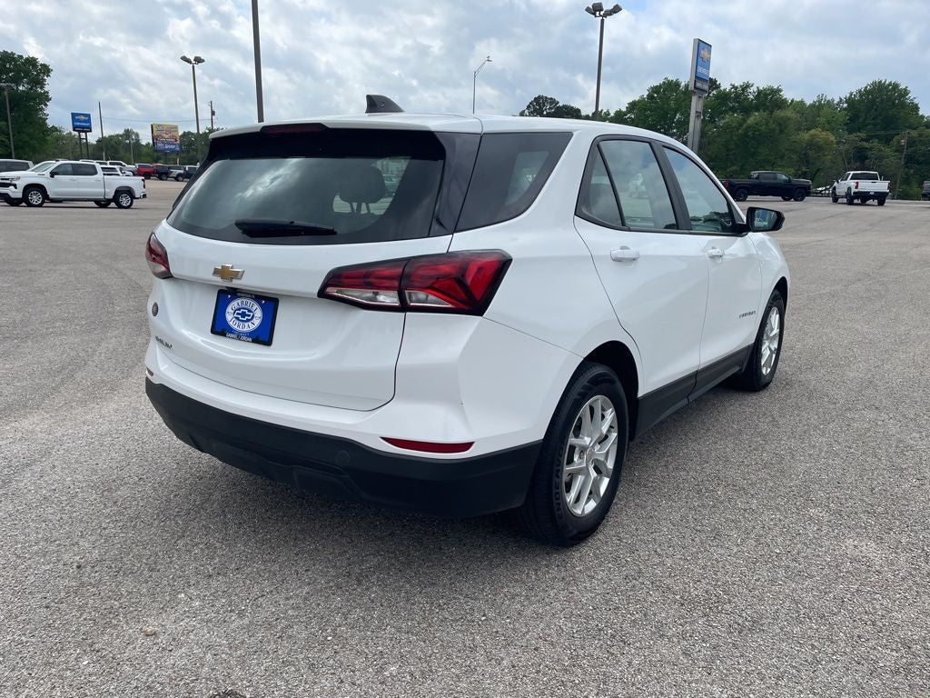 2022 Chevrolet Equinox LS