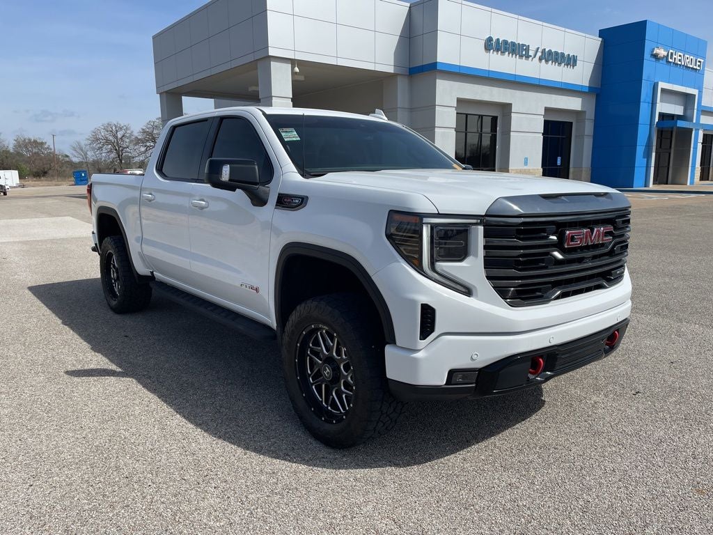 2024 GMC Sierra 1500 AT4