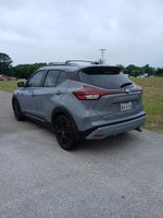 2021 Nissan Kicks SR