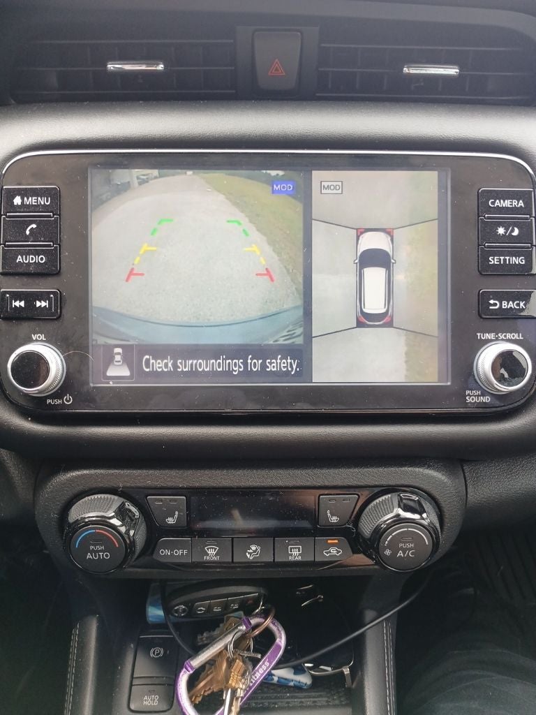 2021 Nissan Kicks SR